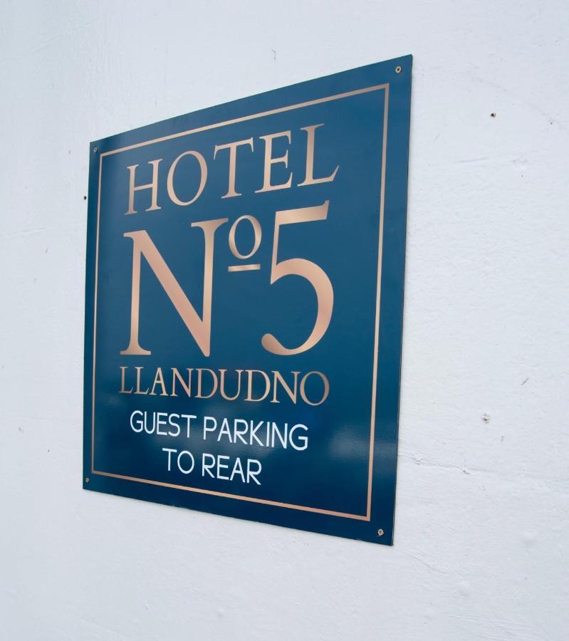 Hotel No5, Beachfront With Free Private Car Park Llandudno Dış mekan fotoğraf